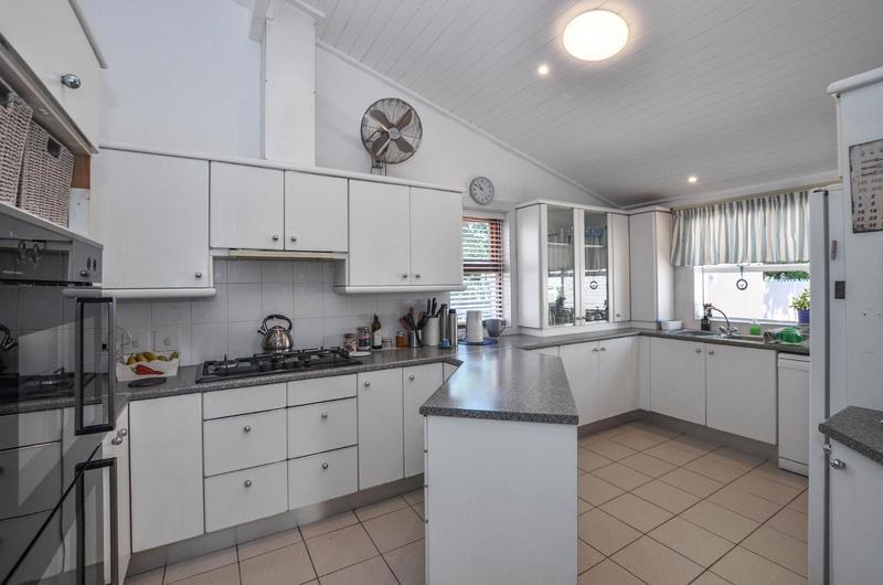 6 Bedroom Property for Sale in Welgemoed Western Cape